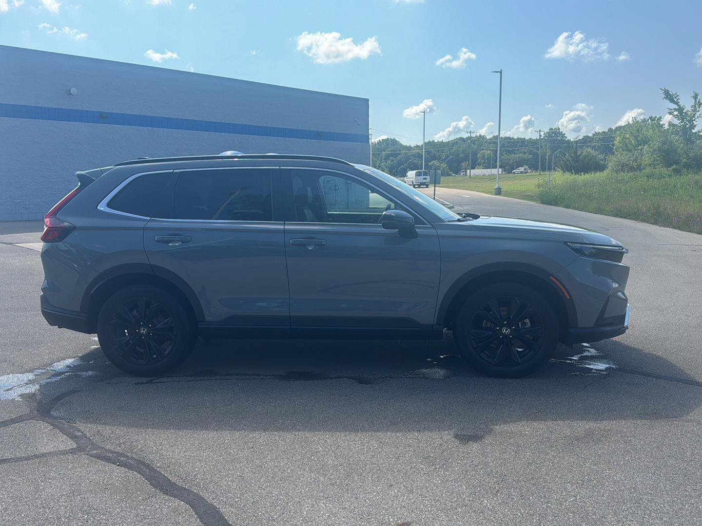 Used 2023 Honda CR-V Sport Touring image 6