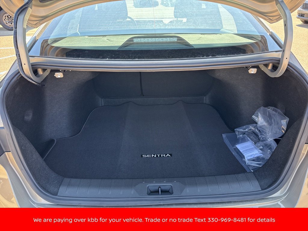 New 2026 Nissan Sentra SV w/ SV Convenience Package FWD image 31
