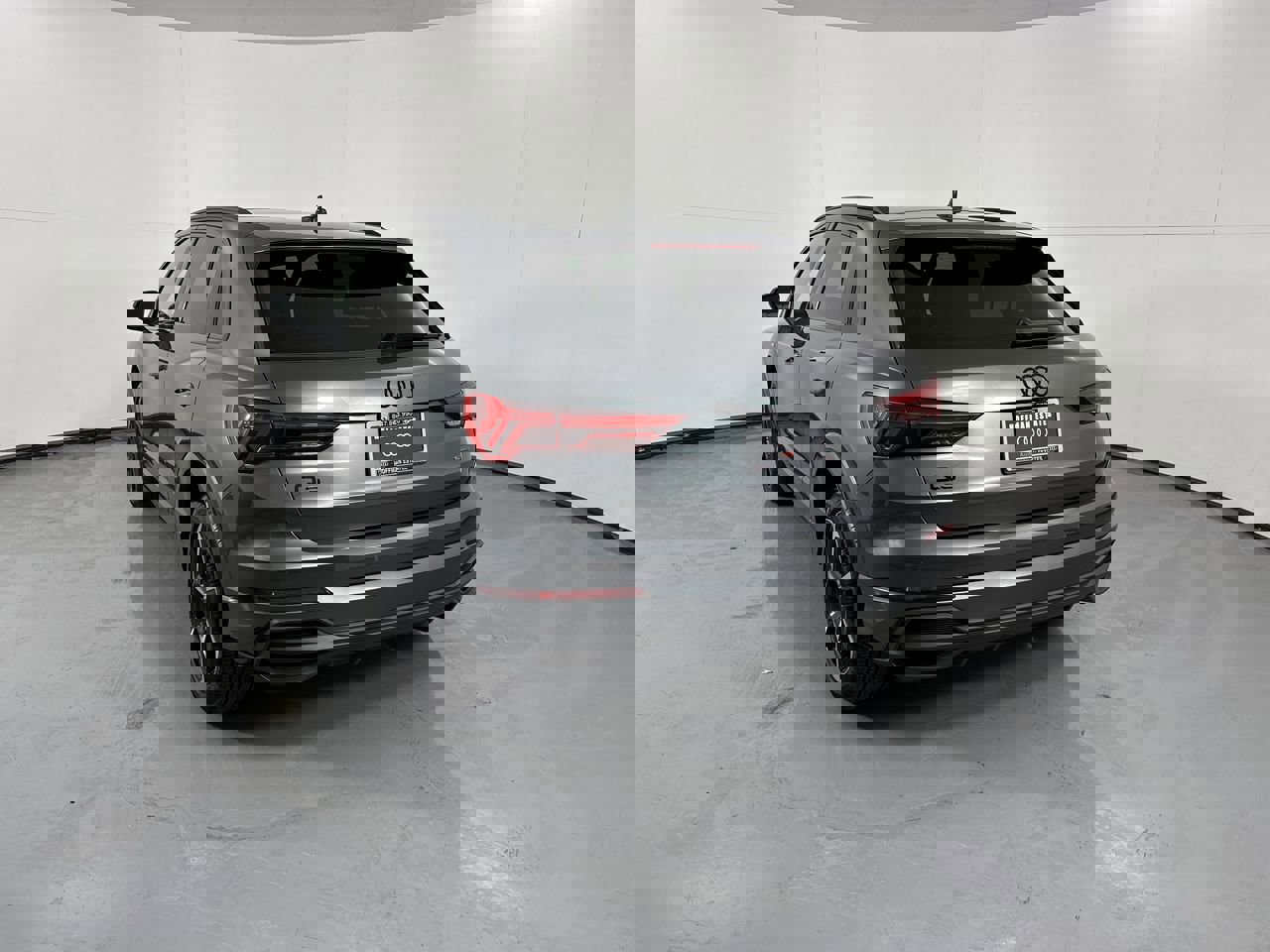 Used 2025 Audi Q3 2.0T Premium Plus w/ Premium Plus Package image 34