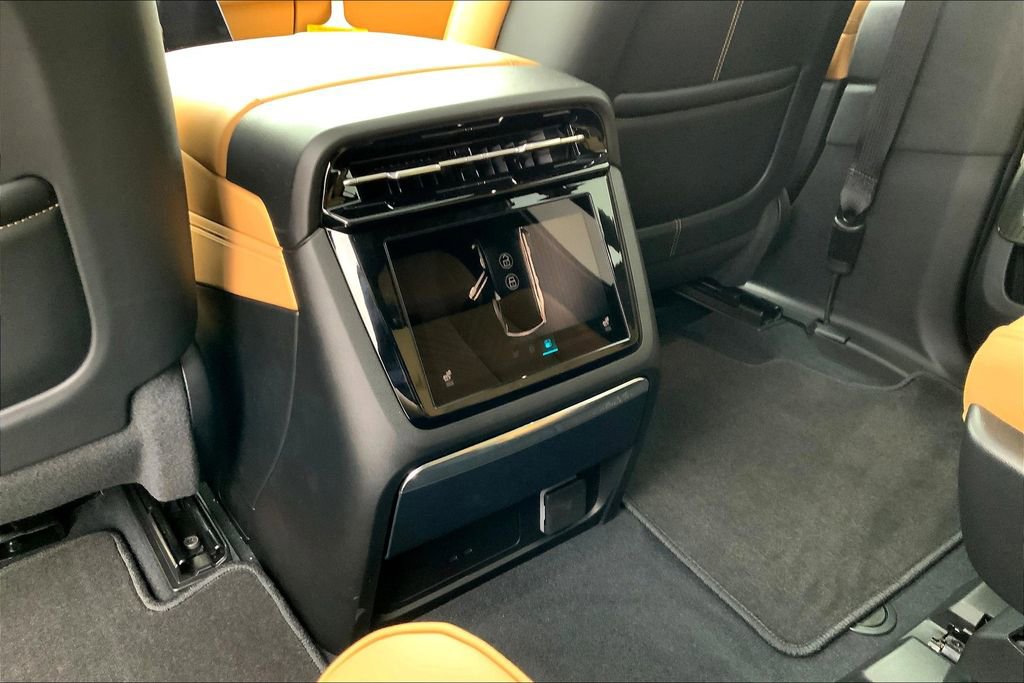 New 2025 Cadillac Escalade IQ Luxury 2 image 21