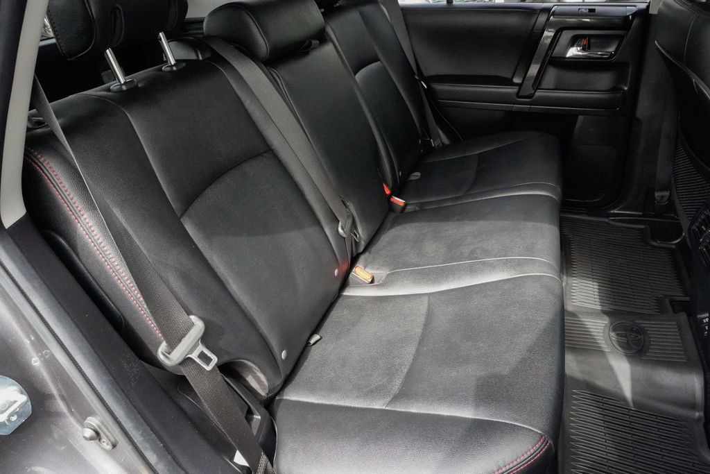 Used 2020 Toyota 4Runner TRD Off-Road Premium w/ Moonroof Package AWD/4WD image 27