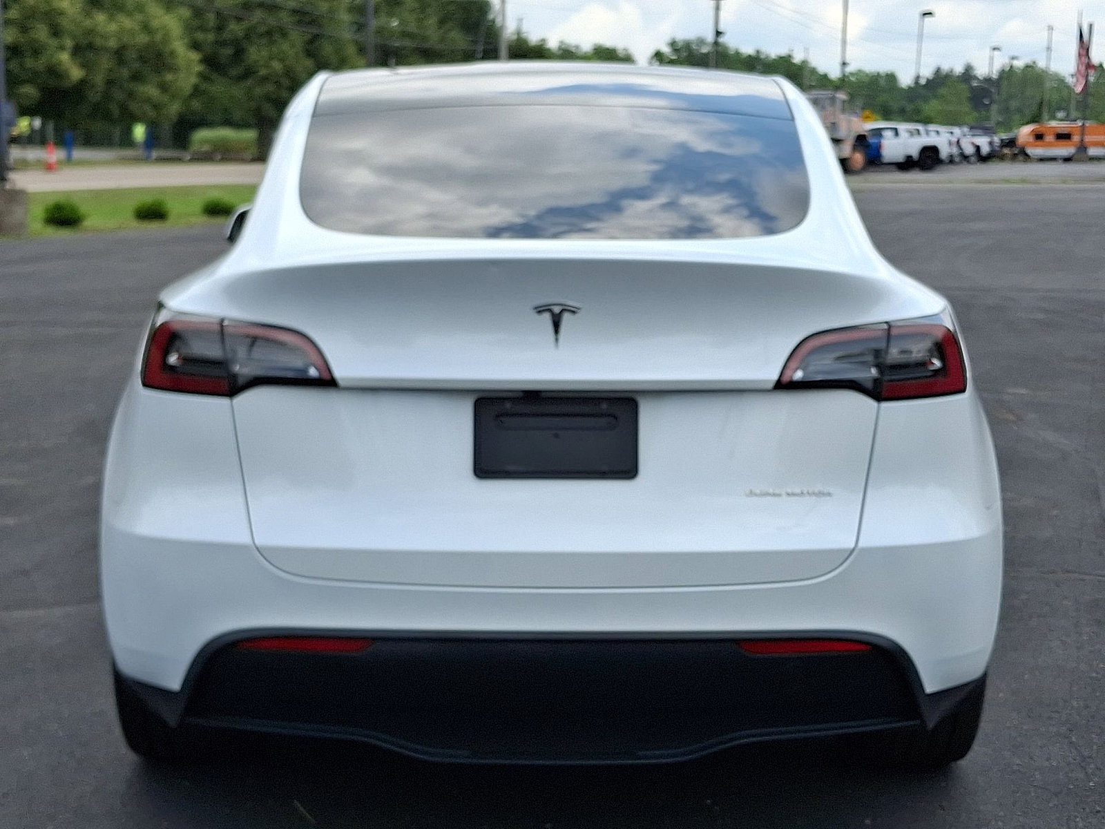 Used 2023 Tesla Model Y Long Range AWD/4WD image 22