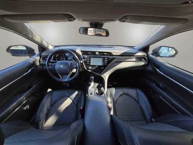Used 2020 Toyota Camry SE w/ Moonroof Package AWD/4WD image 19
