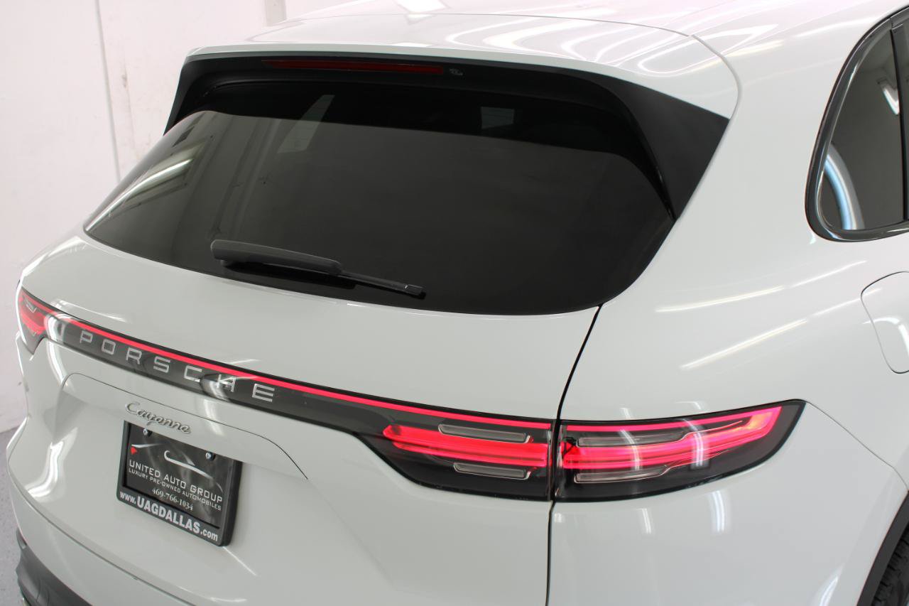 Used 2020 Porsche Cayenne AWD/4WD image 15