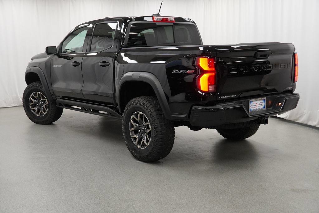 New 2026 Chevrolet Colorado ZR2 w/ Technology Package AWD/4WD image 5