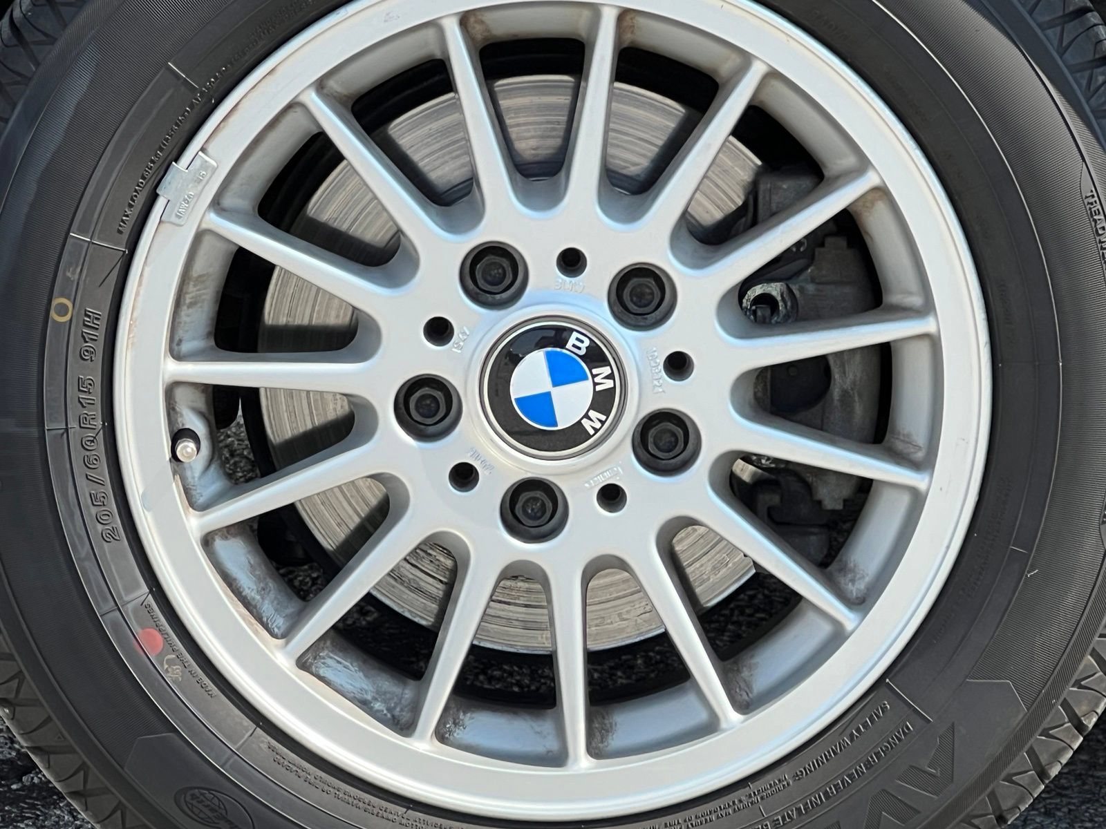 Used 1996 BMW 328i Convertible RWD image 18