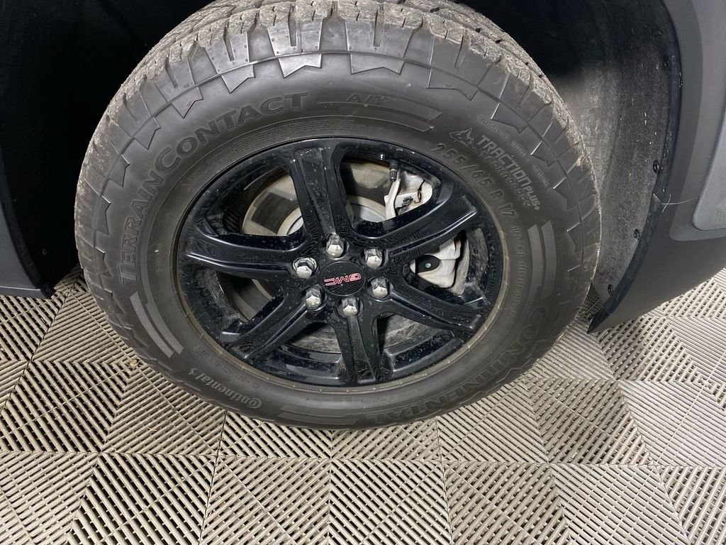 Certified 2023 GMC Acadia AT4 w/ Trailering Package image 10