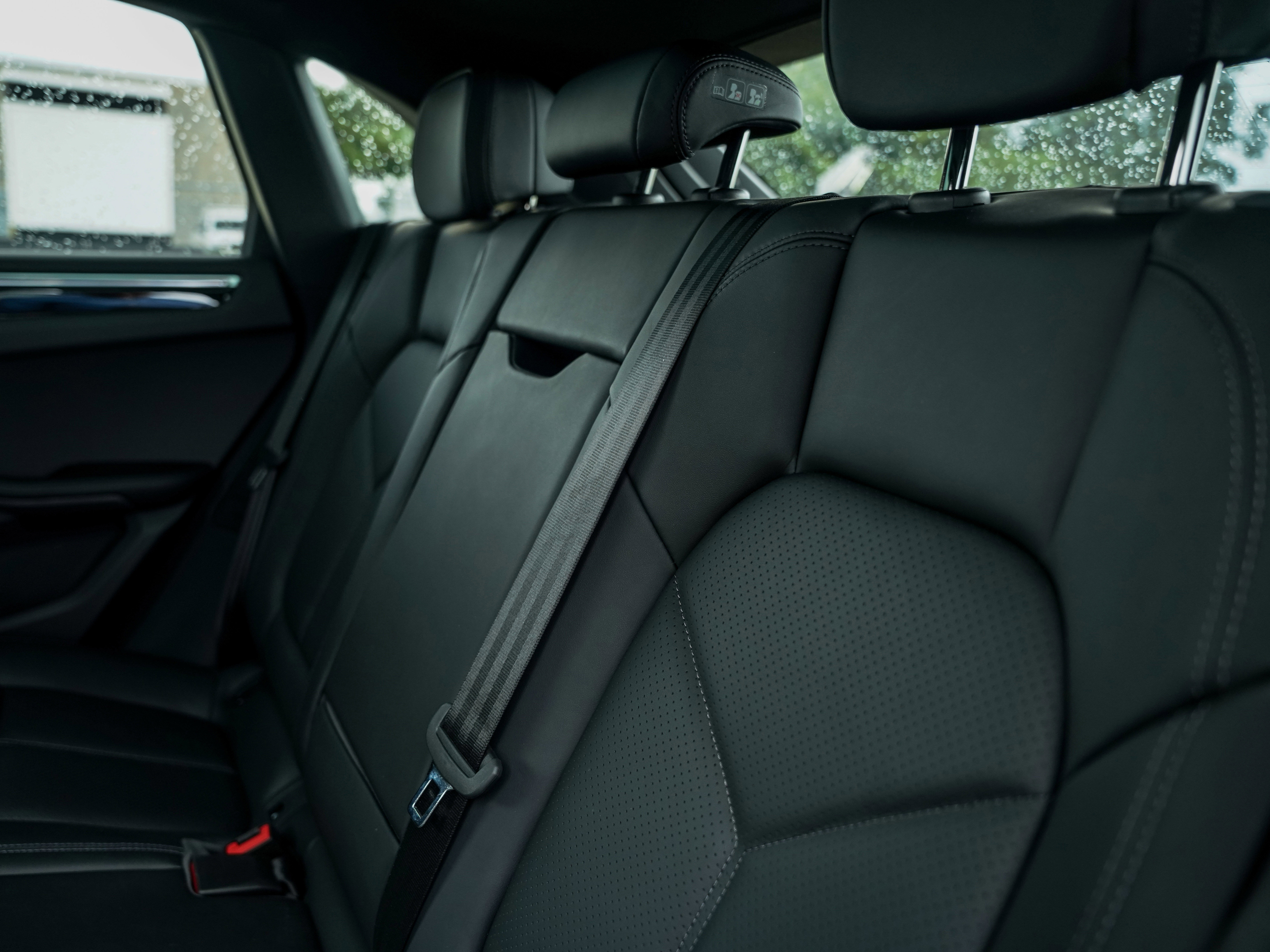 New 2025 Porsche Macan image 28