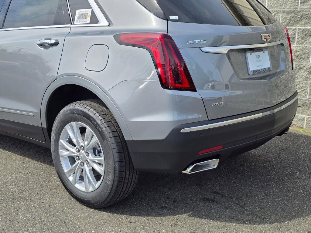 New 2026 Cadillac XT5 Luxury AWD/4WD image 7