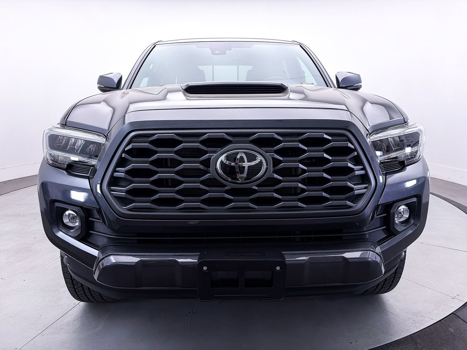 Used 2023 Toyota Tacoma TRD Sport AWD/4WD image 10