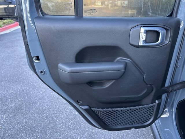 New 2026 Jeep Gladiator Rubicon w/ Technology Group image 20