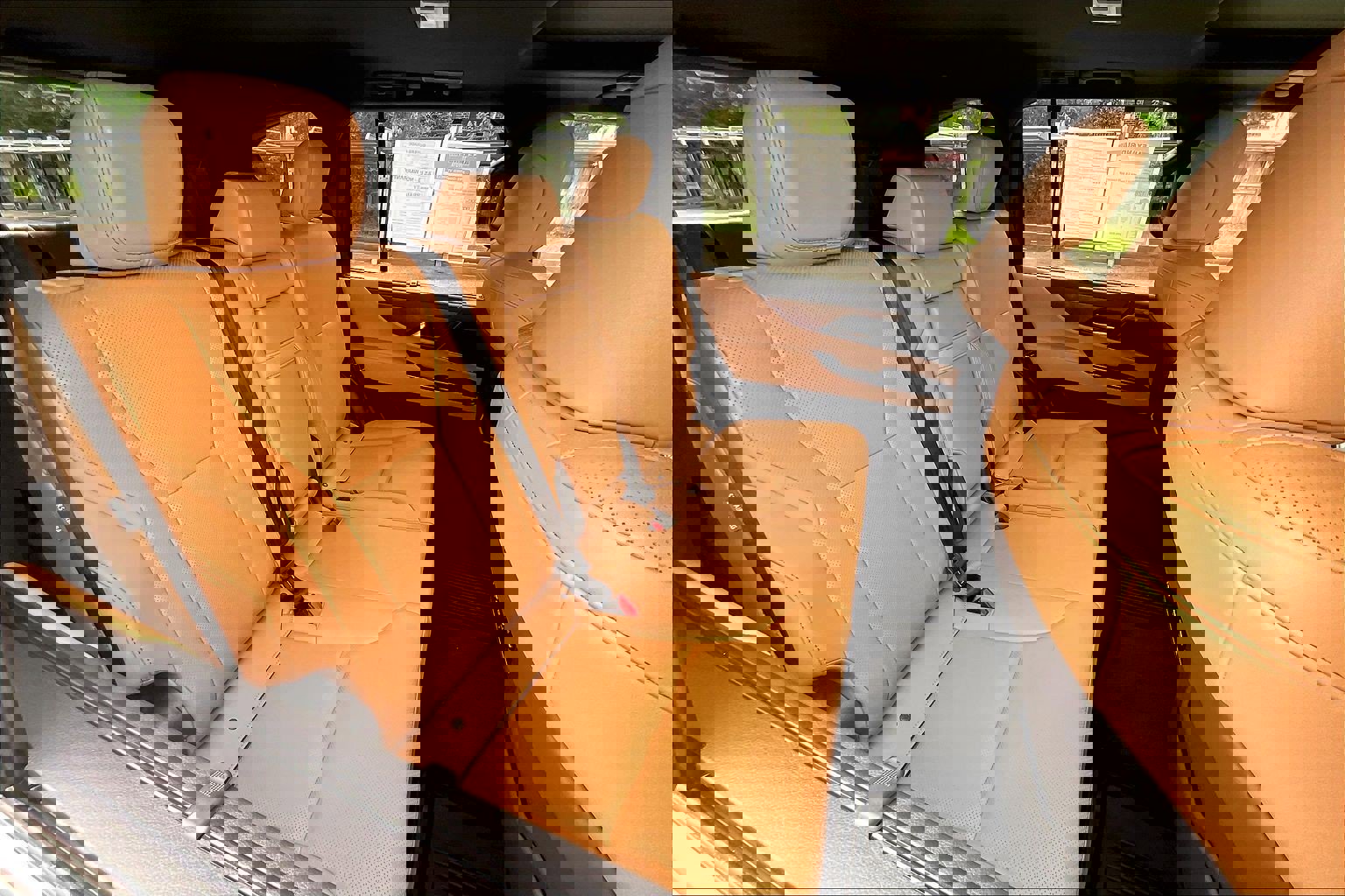 Used 2024 Lexus LX 600 4WD w/ Appearance Package image 25