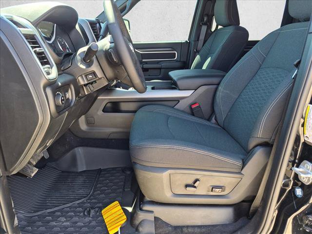 New 2026 RAM 3500 Big Horn AWD/4WD image 4