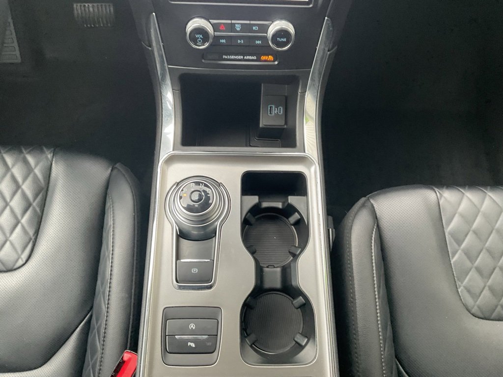 Used 2024 Ford Edge Titanium w/ Equipment Group 301A image 16