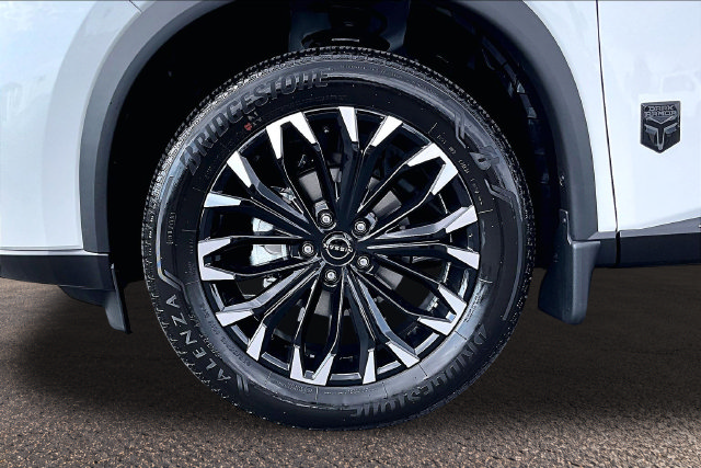 New 2026 Nissan Rogue Dark Armor FWD image 12