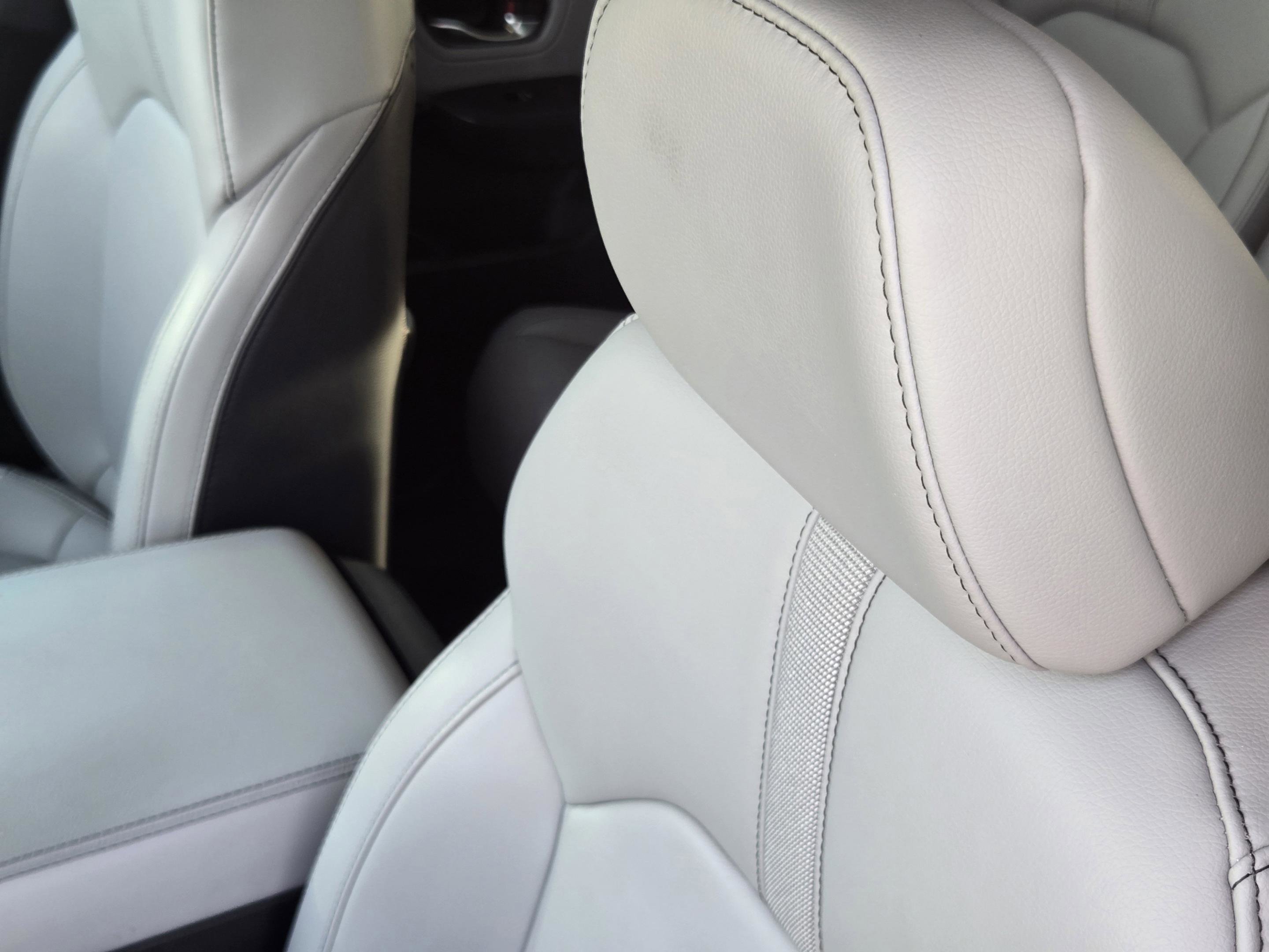 Used 2023 Honda Pilot EX-L image 11
