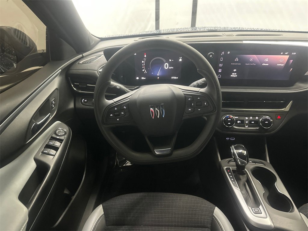 Used 2024 Buick Envista Preferred image 22