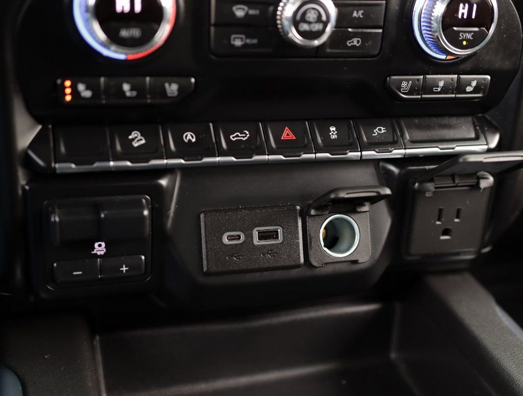 Used 2021 GMC Sierra 1500 AT4 image 17