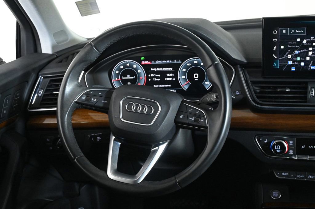 Used 2024 Audi Q3 2.0T Premium w/ Convenience Package AWD/4WD image 10