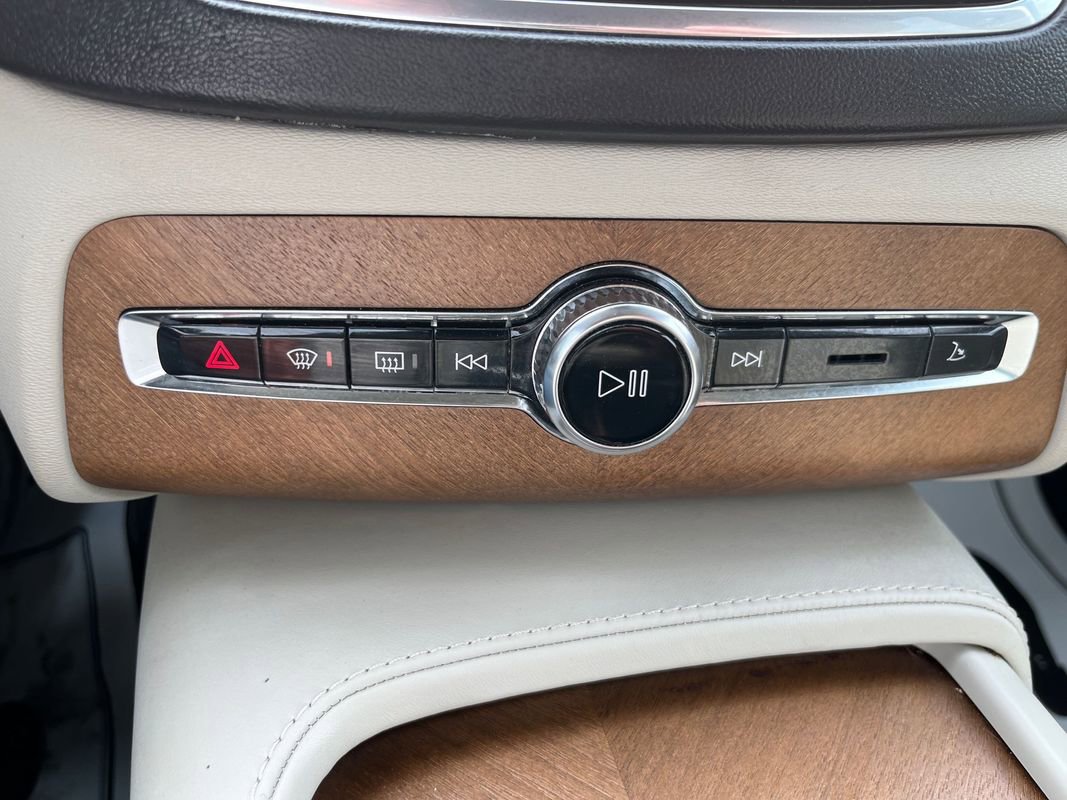 Used 2017 Volvo XC90 T8 Inscription w/ Luxury Package AWD/4WD image 15