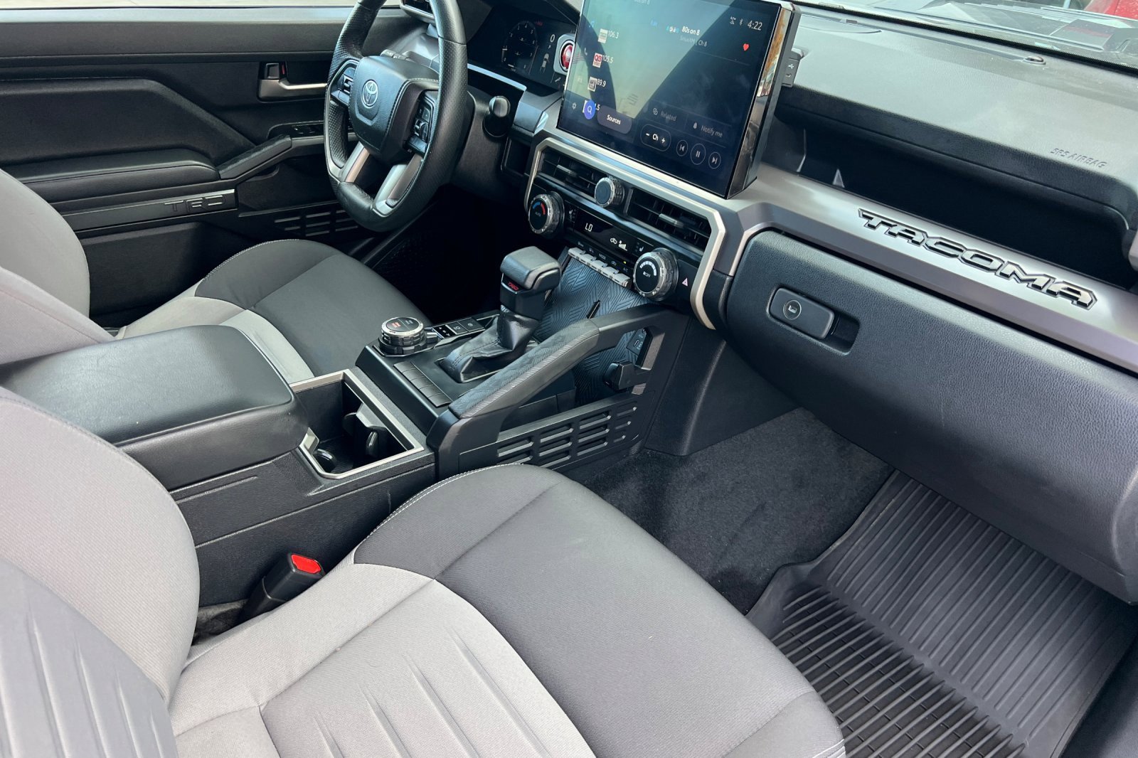 Used 2024 Toyota Tacoma TRD Sport image 12