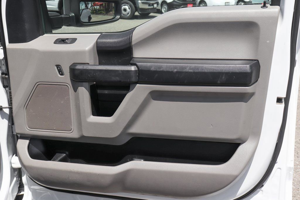 Used 2020 Ford F350 XL w/ Power Equipment Group image 28