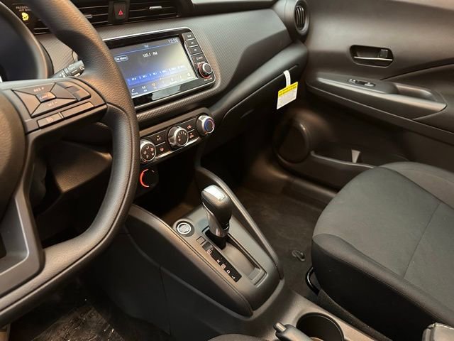 Used 2025 Nissan Kicks Play S image 60