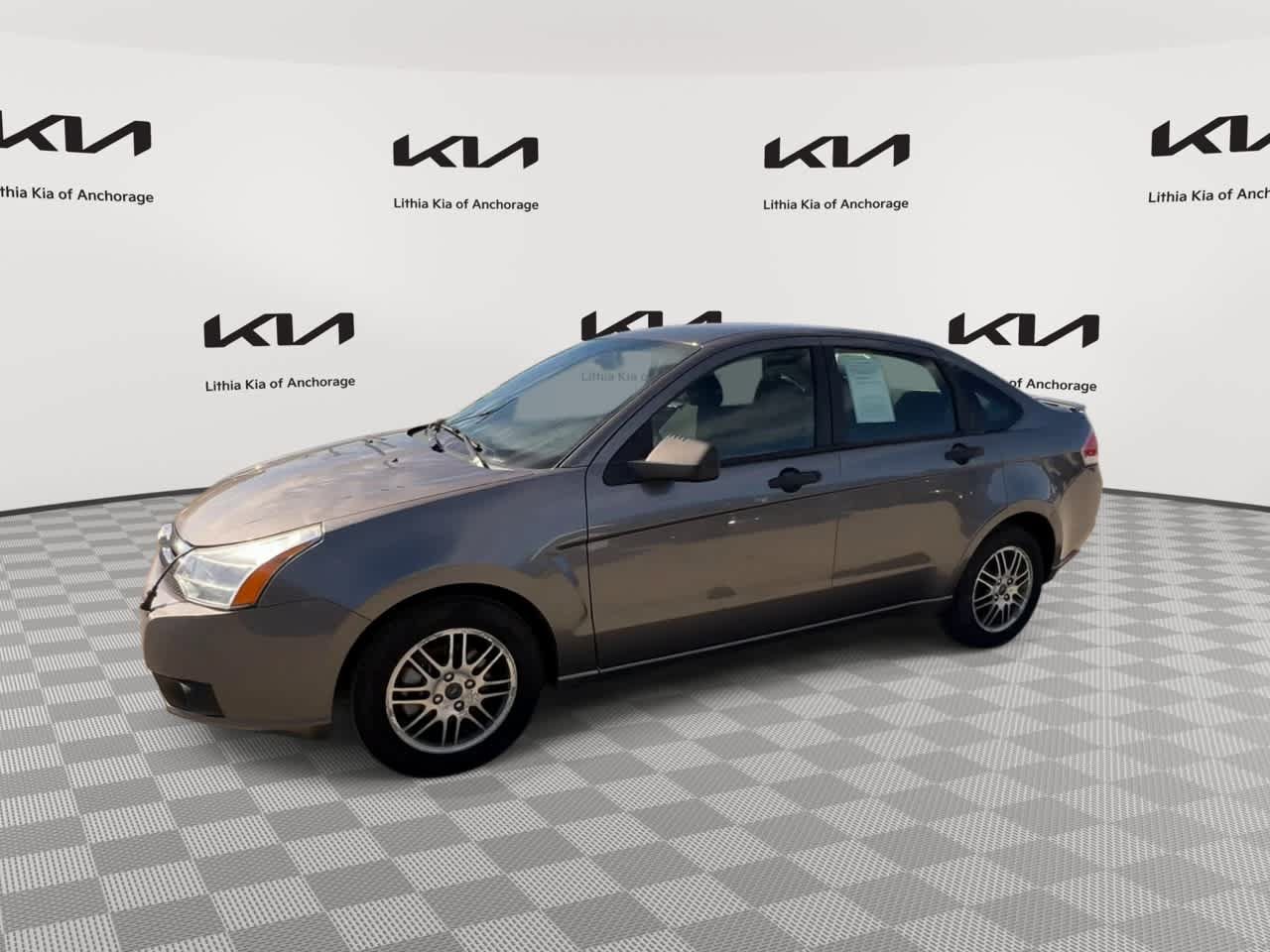 Used 2011 Ford Focus SE w/ 201A Rapid Spec Order Code FWD image 4