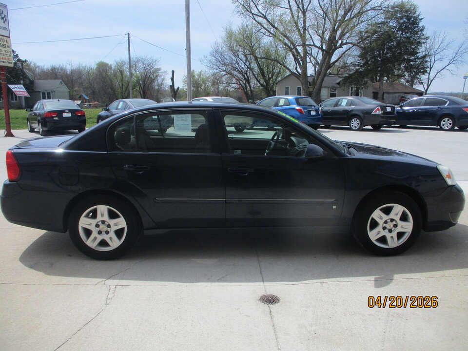 Used 2006 Chevrolet Malibu LT FWD image 16