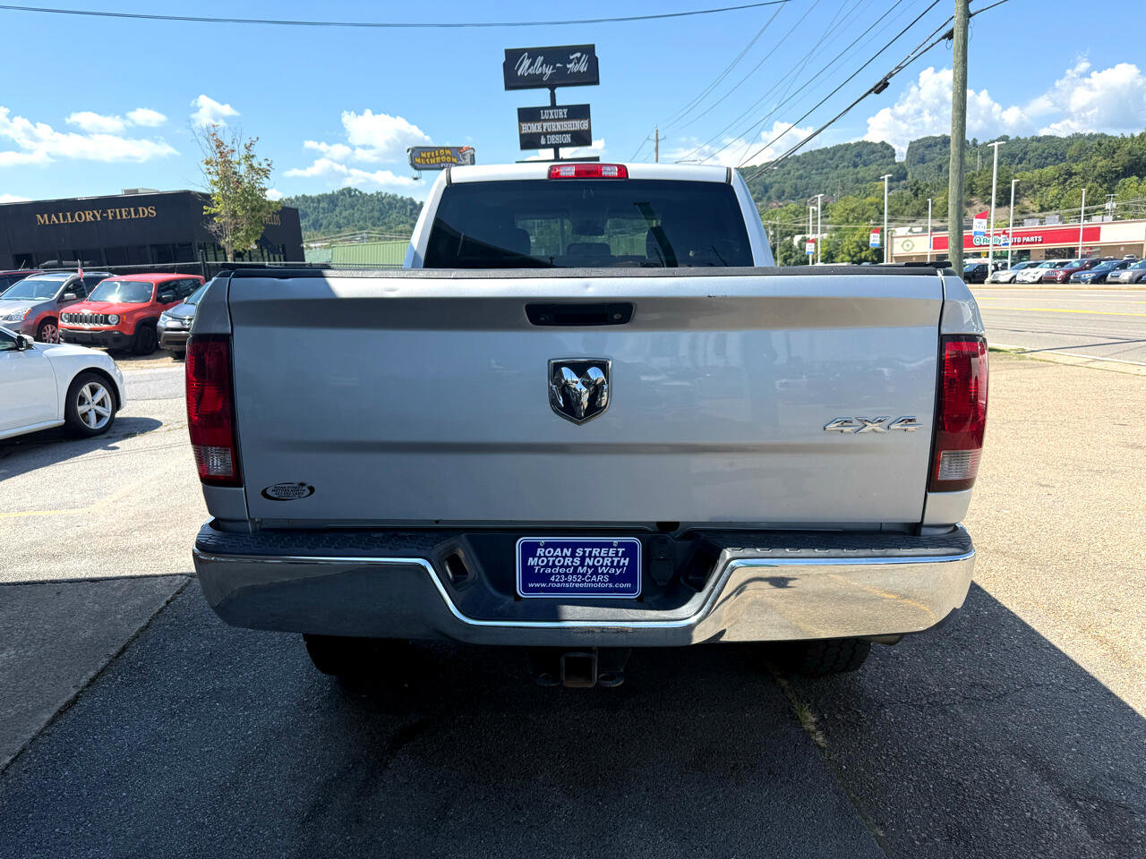 Used 2015 RAM 3500 Tradesman w/ Chrome Appearance Group image 5