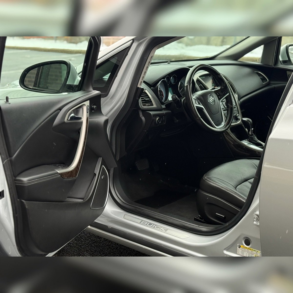 Used 2013 Buick Verano Leather image 6