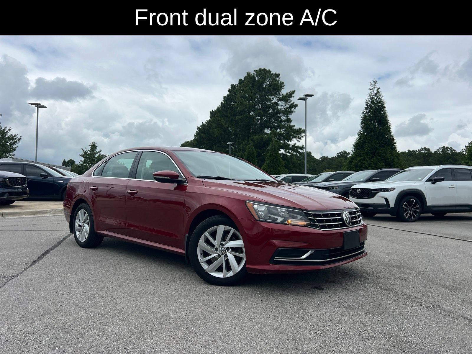 Used 2018 Volkswagen Passat 2.0T SE FWD image 3