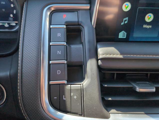 Used 2022 Chevrolet Suburban Premier image 14