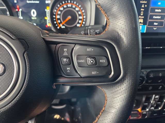 Used 2024 Jeep Gladiator Mojave AWD/4WD image 31