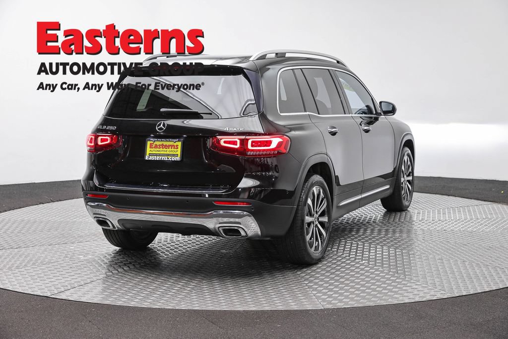 Used 2022 Mercedes-Benz GLB 250 4MATIC w/ Premium Package Lite image 5
