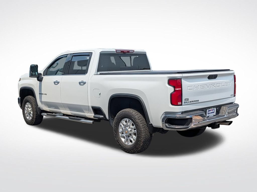 Used 2025 Chevrolet Silverado 2500 LTZ w/ LTZ Convenience Package AWD/4WD image 9