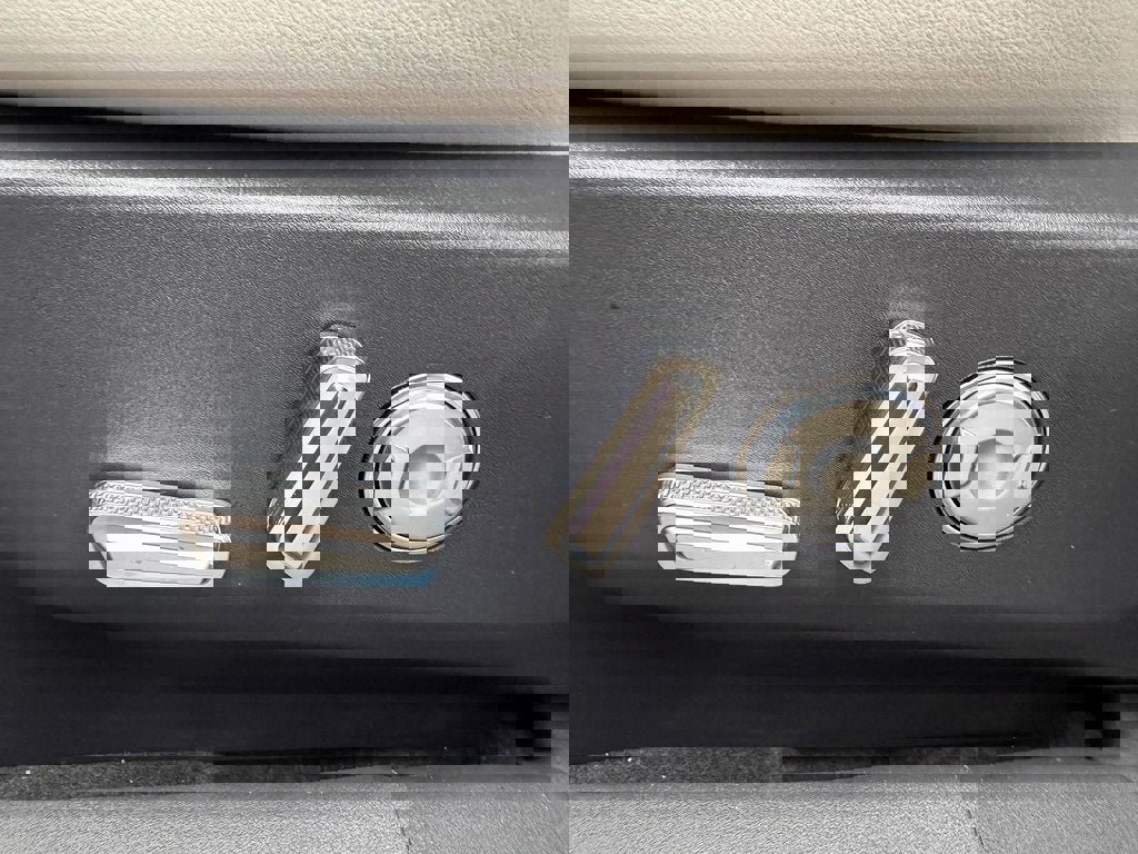 New 2026 Lincoln Nautilus Premier w/ Equipment Group 102A image 15