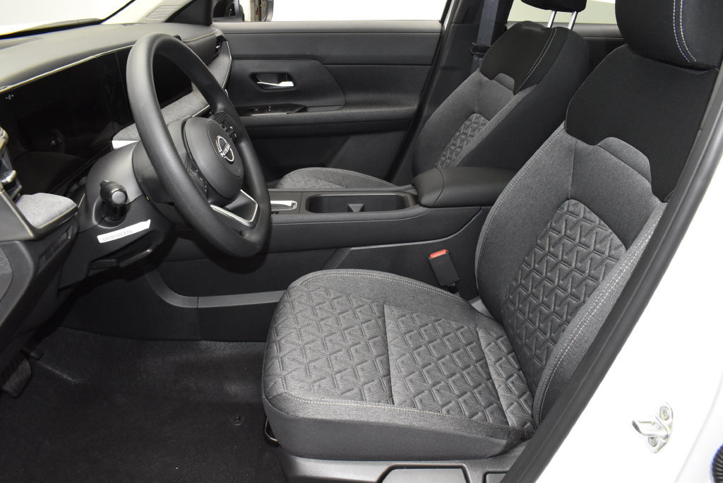 New 2026 Nissan Kicks SV w/ SV Premium Package AWD/4WD image 13