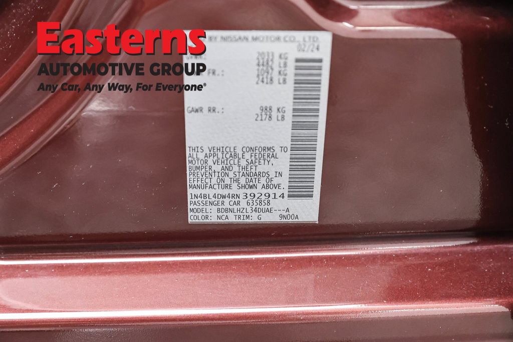Used 2024 Nissan Altima 2.5 SV w/ SV Premium Package AWD/4WD image 37
