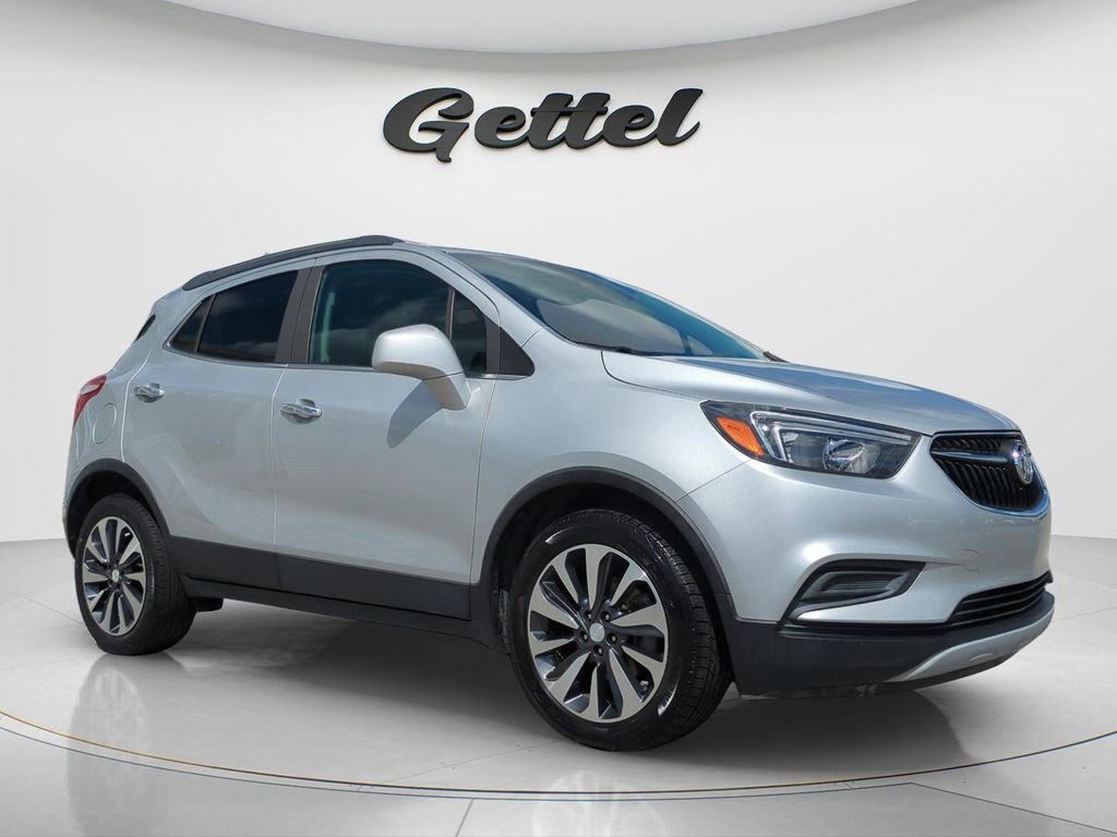 Used 2021 Buick Encore Preferred video 2