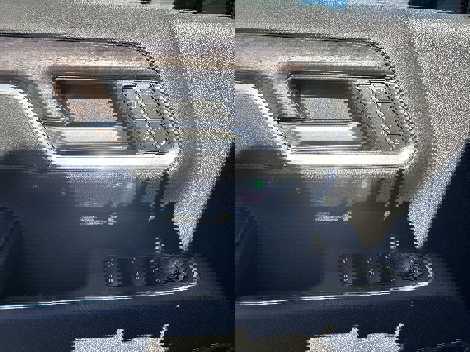 New 2026 Chevrolet Silverado 3500 LTZ w/ LTZ Plus Package image 16