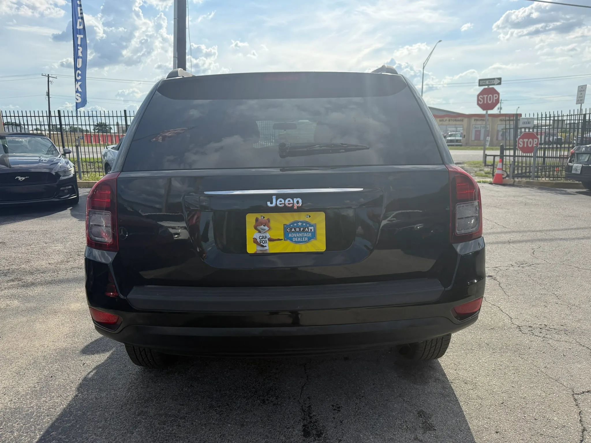 Used 2014 Jeep Compass Latitude FWD image 5