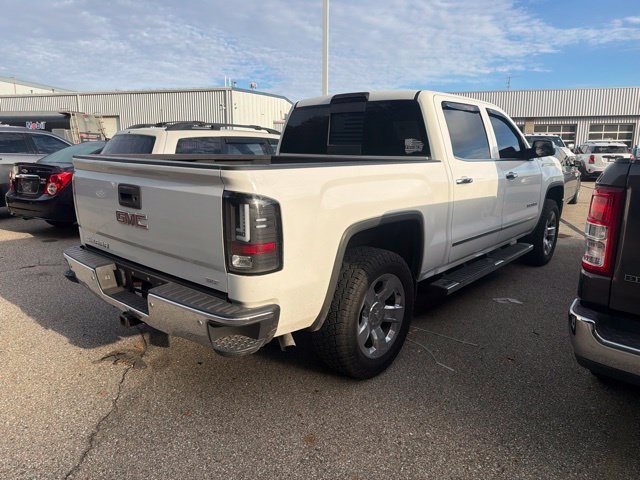 Used 2015 GMC Sierra 1500 SLT w/ SLT Crew Cab Value Package AWD/4WD image 5