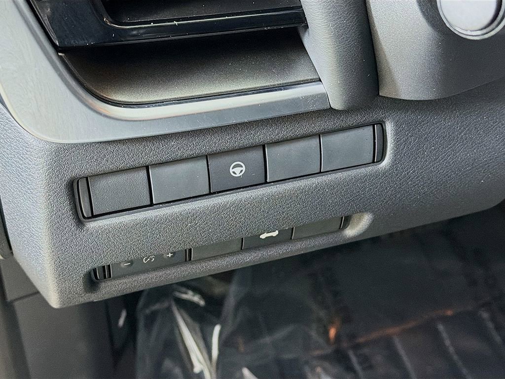 Used 2023 Nissan Rogue SV w/ SV Premium Package image 27