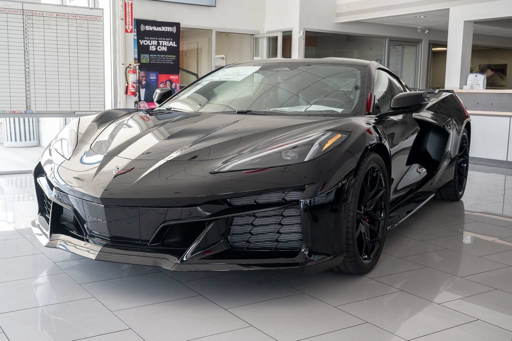 New 2027 Chevrolet Corvette Grand Sport w/ Z52 Sport Performance Package RWD image 5