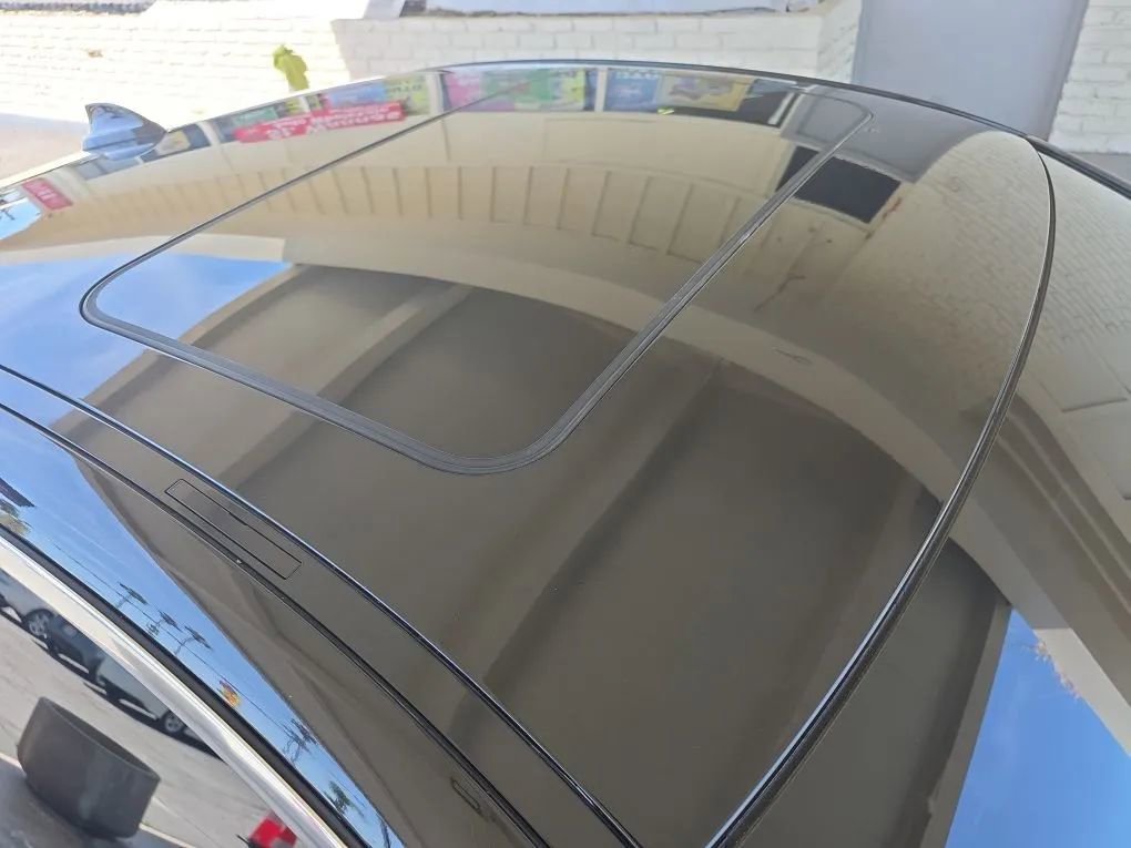 Used 2017 BMW 430i Coupe w/ Premium Package image 9