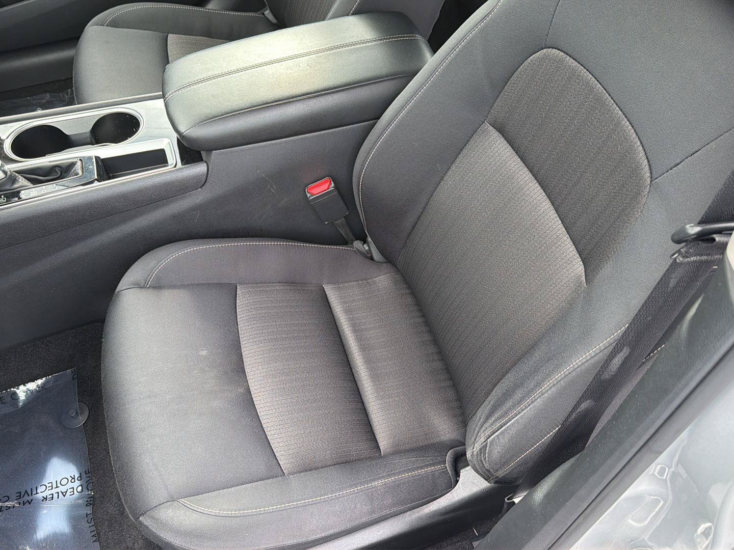 Used 2024 Nissan Altima 2.5 SV FWD image 29