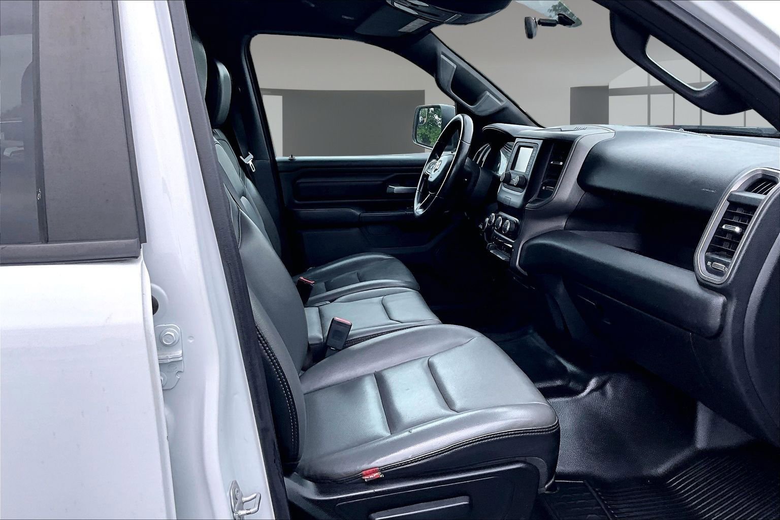 Used 2022 RAM 1500 Tradesman RWD image 30