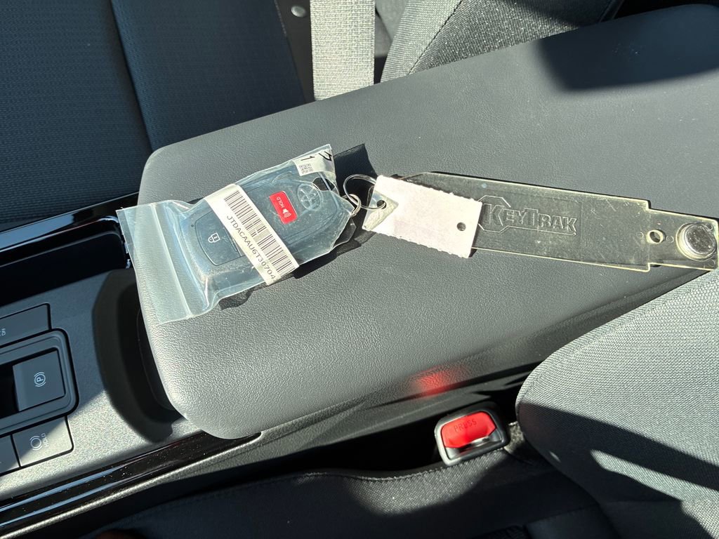 New 2026 Toyota Prius LE image 43