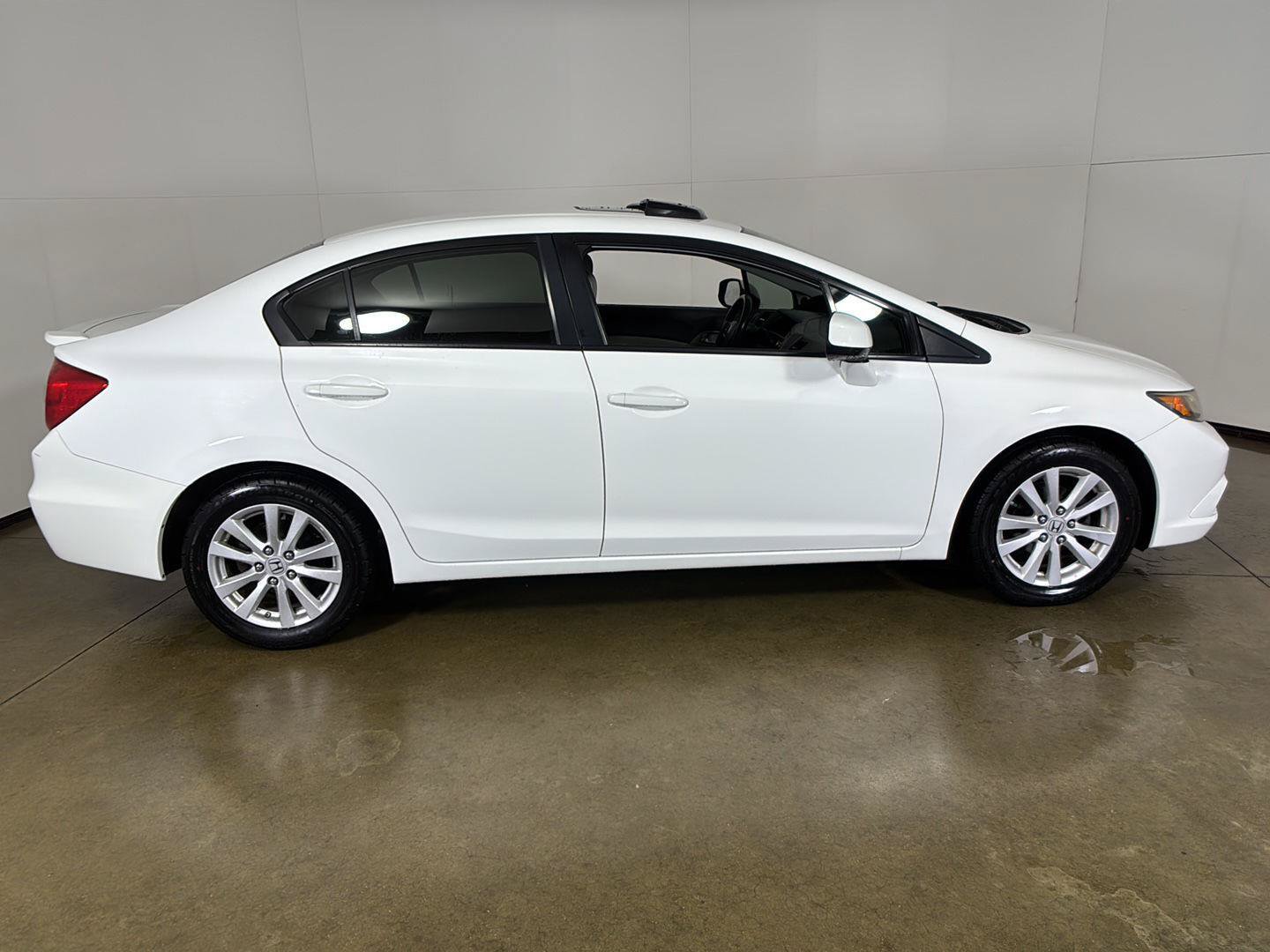 Used 2012 Honda Civic EX-L image 9